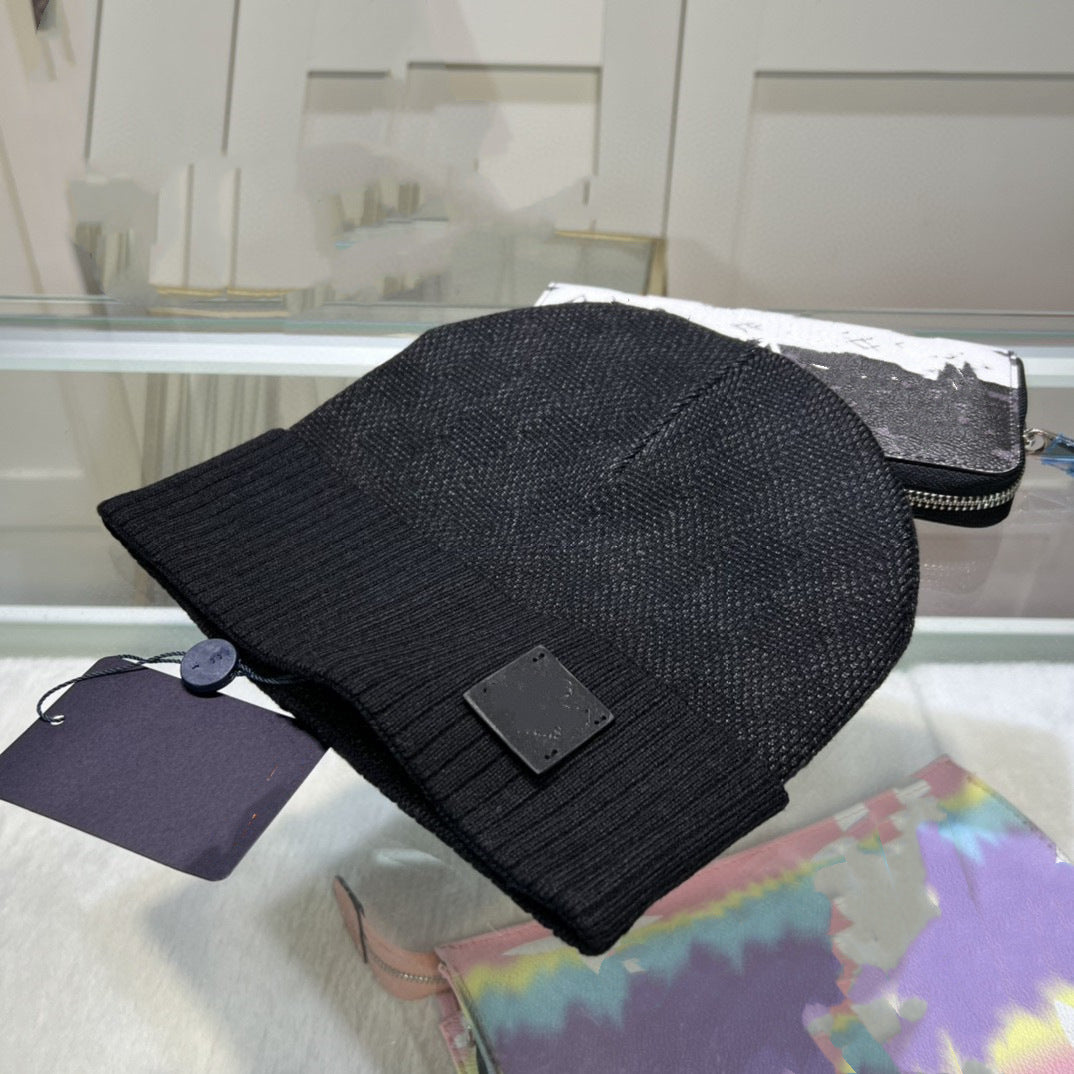 Korean Style Women's New V Letter Versatile Rolled Brim Wool Hat Autumn and Winter Trendy Warm Knit Hat Men's Trendy