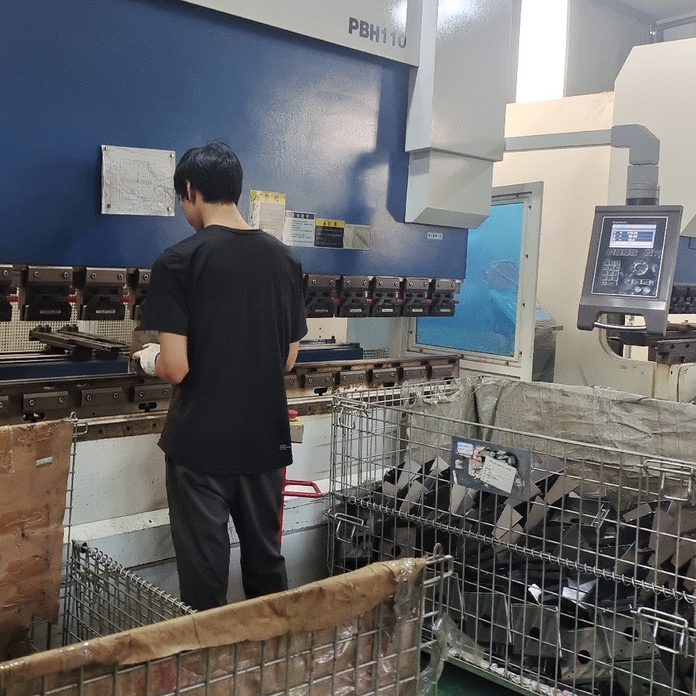 Factory supply flat bracket industrial metal VESA fixed desktop display pos ordering cashier flat bracket